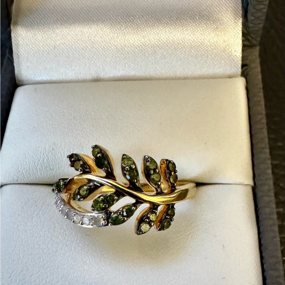 Engild(TM) Round Green and White Diamond 14K Yellow Gold over Sterling. Sz 7.